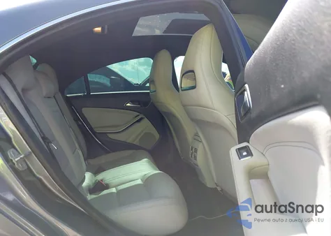 2015 Mercedes-Benz Cla 250 z USA, uszkodzony, nr VIN WDDSJ4EB3FN245822